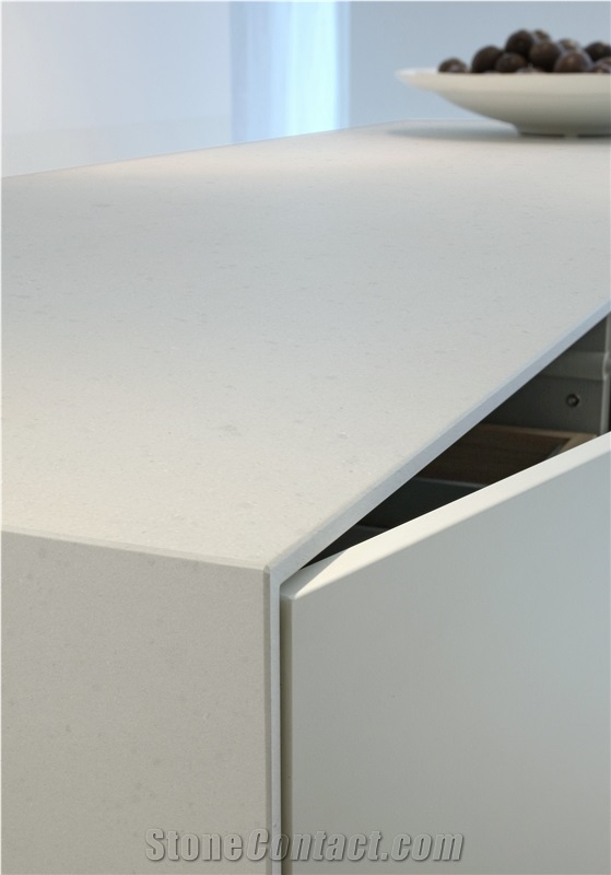 Cloudy Sky Quartz Stone Customized Kitchen Countertops & Worktops