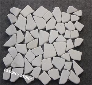 Random Cut Pure White Marble Mosaic Tile on Mesh