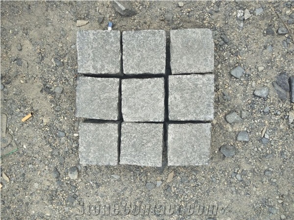 G684 Black Basalt Paving Stone Flamed Finish & Nature Split