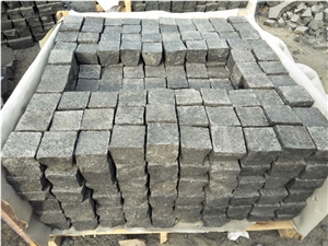 G684 Black Basalt Paving Stone Flamed Finish & Nature Split