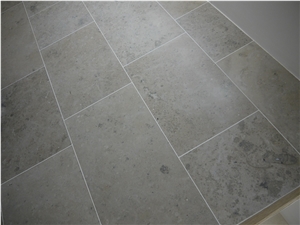 Jura Grey Limestone Seashell Honed Coral Stone Floor Covering Pattern