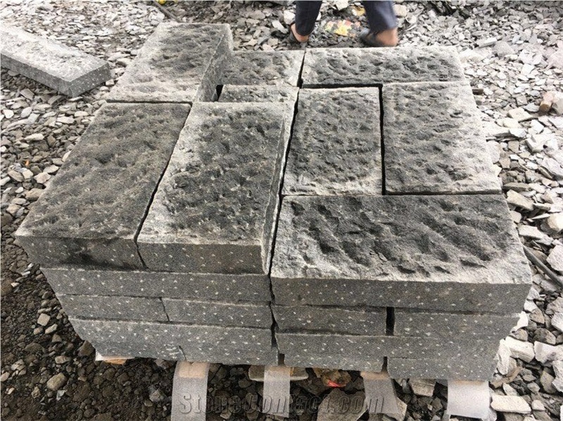 Black Basalt Stone Split Palisade for Garden,Black Pillar