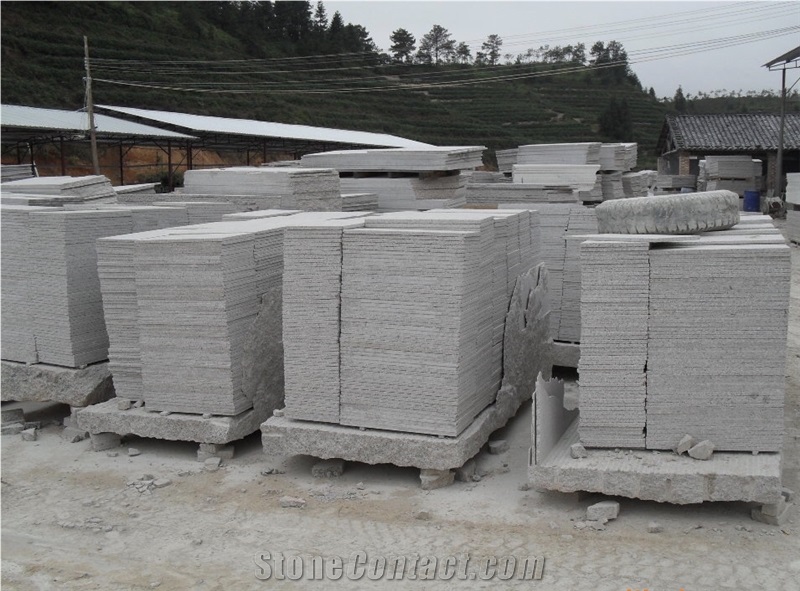 Polished Spray White Granite Stairs Steps G377 White Block Steps