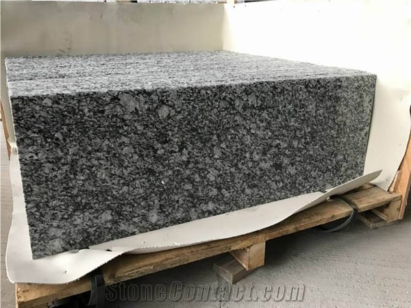 Spray White Granite Stair Step Grey Color with White Flower