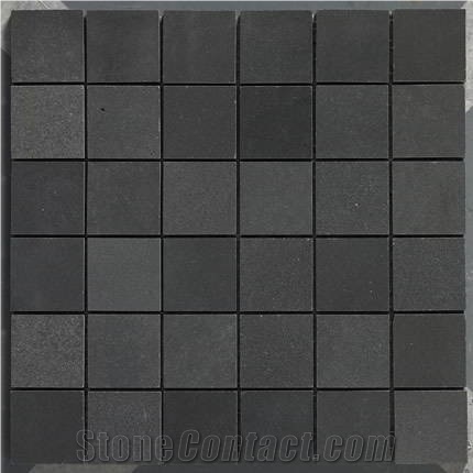 Basalt Mosaic Mesh Pattern