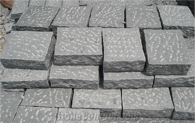 Black Basalt Palisade Stone G654