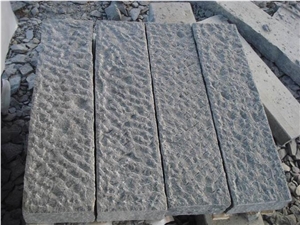 Black Basalt Palisade Stone G654