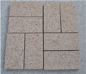Yellow Granite Cobblestone for Paving on Mesh
