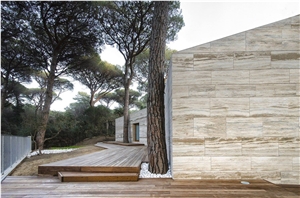 Travertino Chiaro Facade