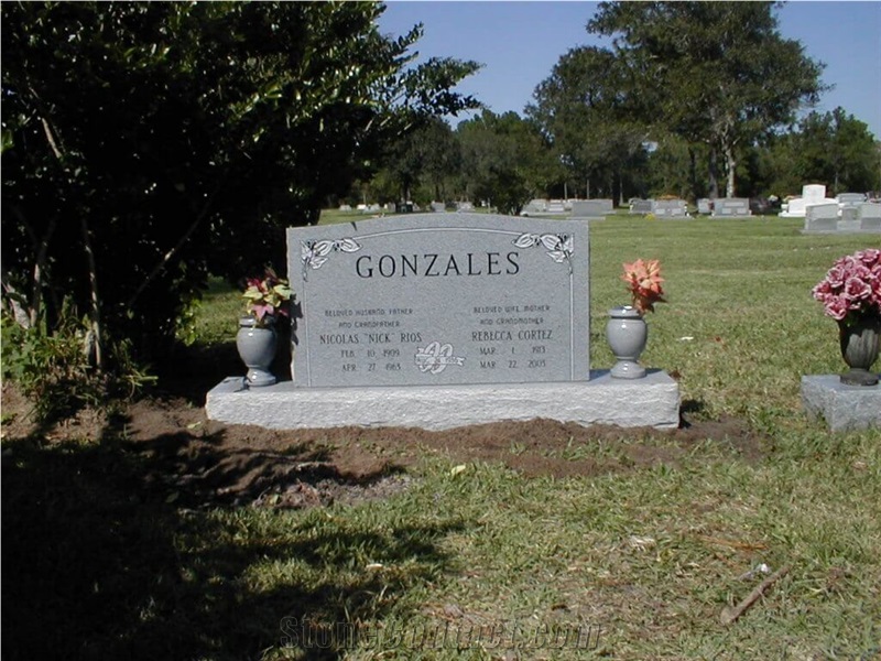 Upright Monuments and Upright Headstones