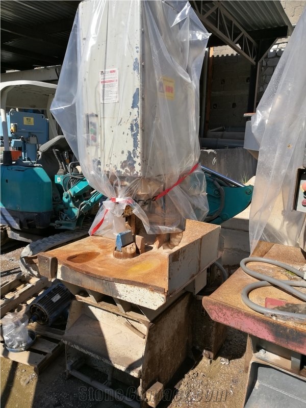 Stone Second Hand Splitting & Trimming Machines, Hydraulic Stone Splitting Machine