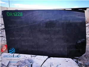 Dreamland Noir Aziza, Black Sahara Marble Blocks
