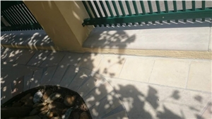 Delhi Beige Sandstone Wall Coping Parapets