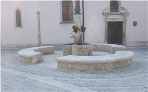Wachenzeller Dolomit Floor, Bushhammered Benches Massive, Fountain