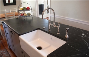 Stylish Performance Of Marquina Collection Of Engineed Quartz Stone