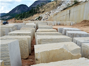 Ouro Brazil Granite Blocks