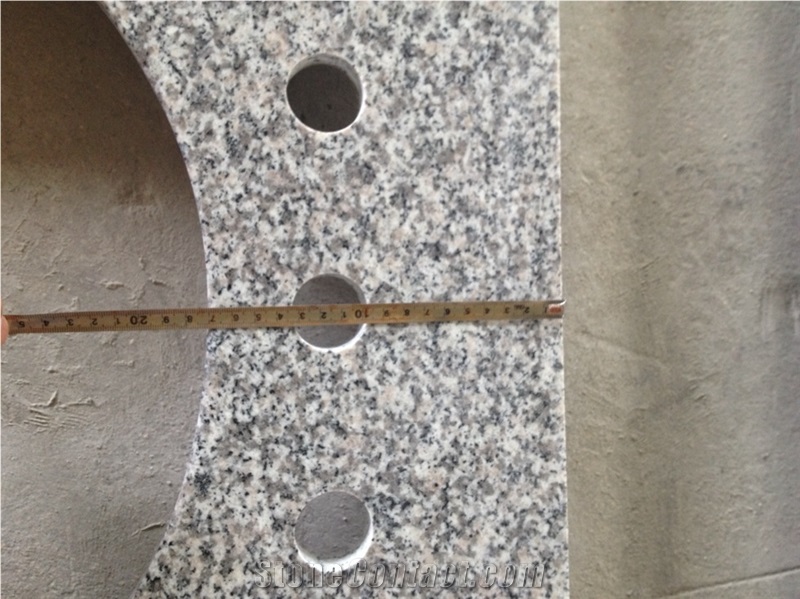 Luna Pearl G623 Granite Kitchen Countertop