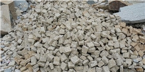 Exterior G682 Granite Paving Stone Yellow Granite Cube Stone for Floor
