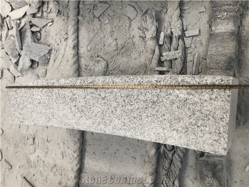 Chinese Grey Granite Curved Curbstone