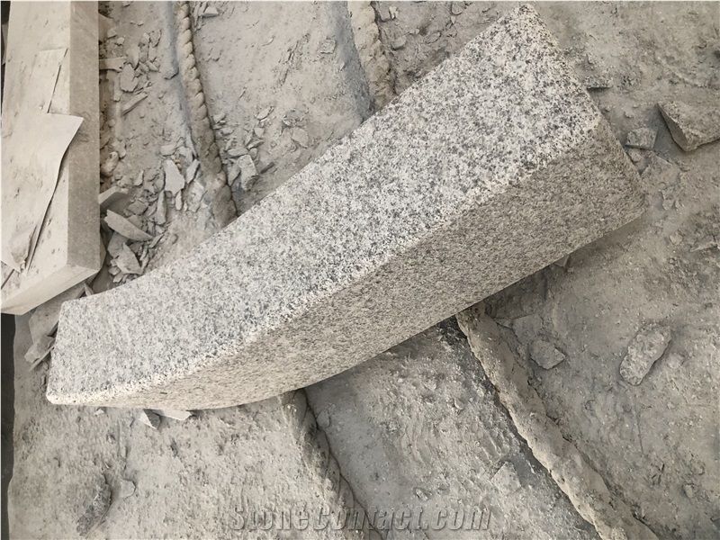 Chinese Light Grey Granite Curved Kerbstone