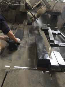 Dark Grey Granite G654 Granite Kerbstone