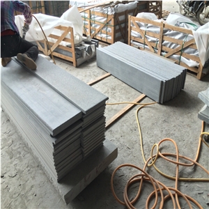 Dark Grey Granite G654 Granite Stair Treads