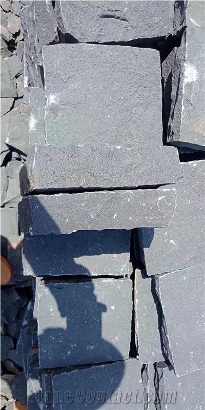 Good Price Zhangpu Black Basalt Paving Stone Irregularly Shape