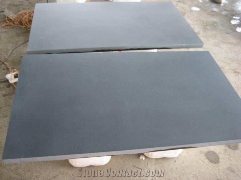 China Black Basalt Tiles, Hainan Black Honed Basalt Tiles