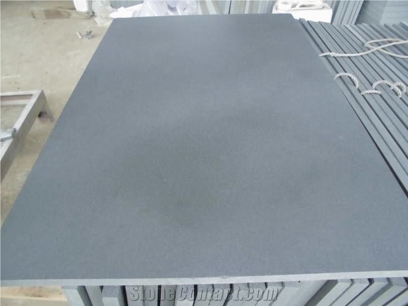 China Black Basalt Tiles, Hainan Black Honed Basalt Tiles