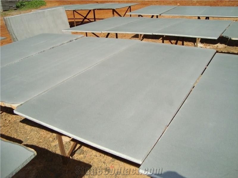 China Black Basalt Tiles, Hainan Black Honed Basalt Tiles