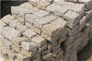 Rusty Yellow Granite Cobble Stone, G682 Granite Cube Stone & Pavers