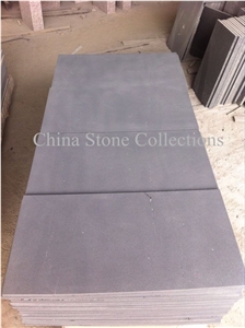 China Gray Bluestone Zp Basalt Quarry Owner Cobbles/Pool Coping Tiles