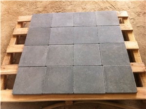 China Zhangpu Grey Basalt & Bluestone Tumbled Pavers and Cobbles