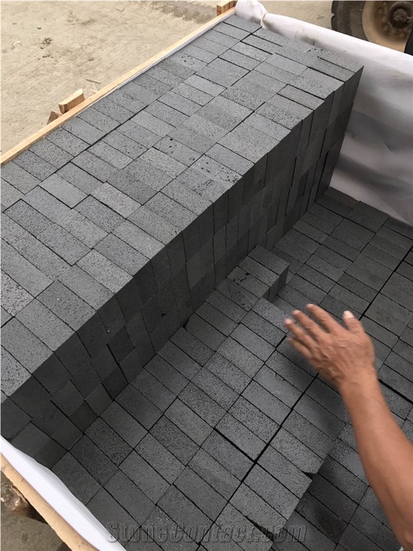 Zhangpu Grey Basalt Black Basalt Bluestone Tumbled Pavers & Cobbles