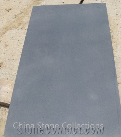 Zp Black Basalt Lava Stone Basalto for Floor Paving/Swing Pool Coping