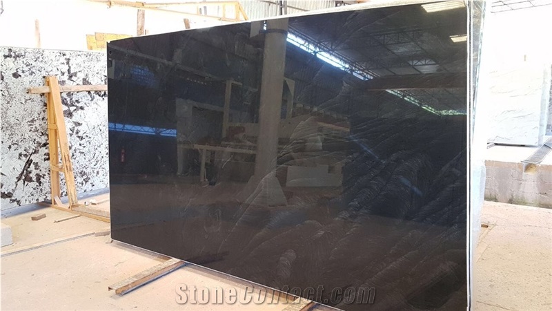 Brillant Black, Brilliant Black Quartzite Block