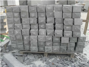 Bush-Hammered Grey Sandstone Paving Tiles and Cube Stone for Flooring