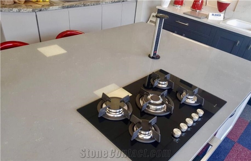 Marble Imitation Quartz Stone Surfaces with Eased Edge