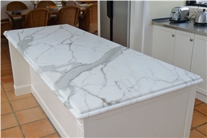 Calacatta White Quartz Stone Big Slabs, Cut Size Polished