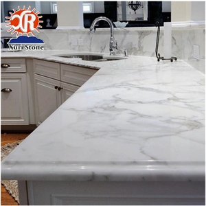 Alabama White Marble with a Picturesque Style Of Architecture
