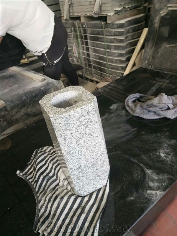 G603 Grey Granite Tombstones Headstones