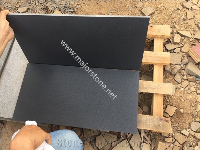 Black Basalt / Walling / Tiles / Paver / Cladding / Honed / Blue Stone