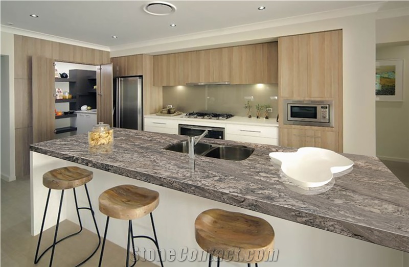 Netuno Bordeaux Granite Slabs