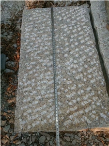 Yellow Granite Pavers G682 Granite Pavers Pineapple Finish Yellow Granite Pavers G682 Granite Pavers Pineapple Finish