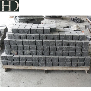 Outdoor Paving Natural Basalt Black Granite Cobble Stone Cube Stone