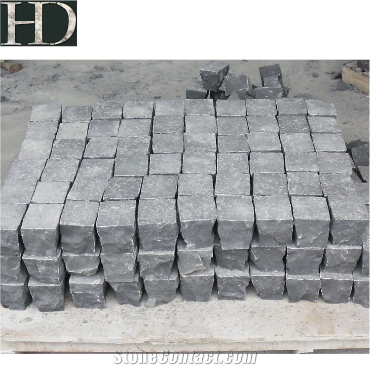 Outdoor Paving Natural Basalt Black Granite Cobble Stone Cube Stone