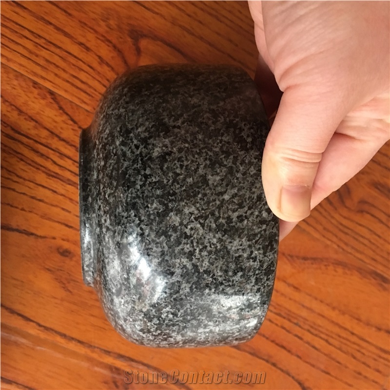 Natural Granite Herb and Spice Grinder, Pestle and Mortar