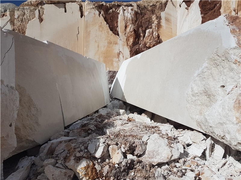 Antalya Beige with Fossils Marble Block