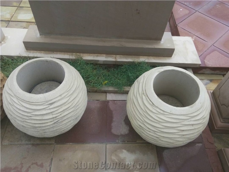 Flower Pots in Sandstone