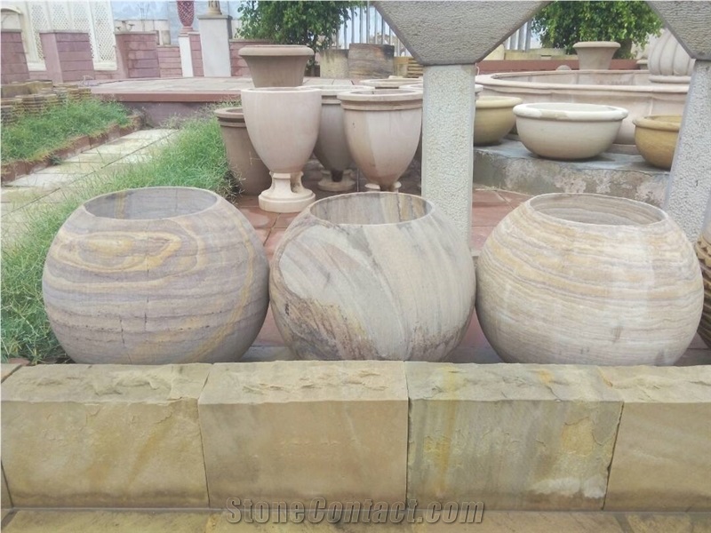 Flower Pots in Sandstone